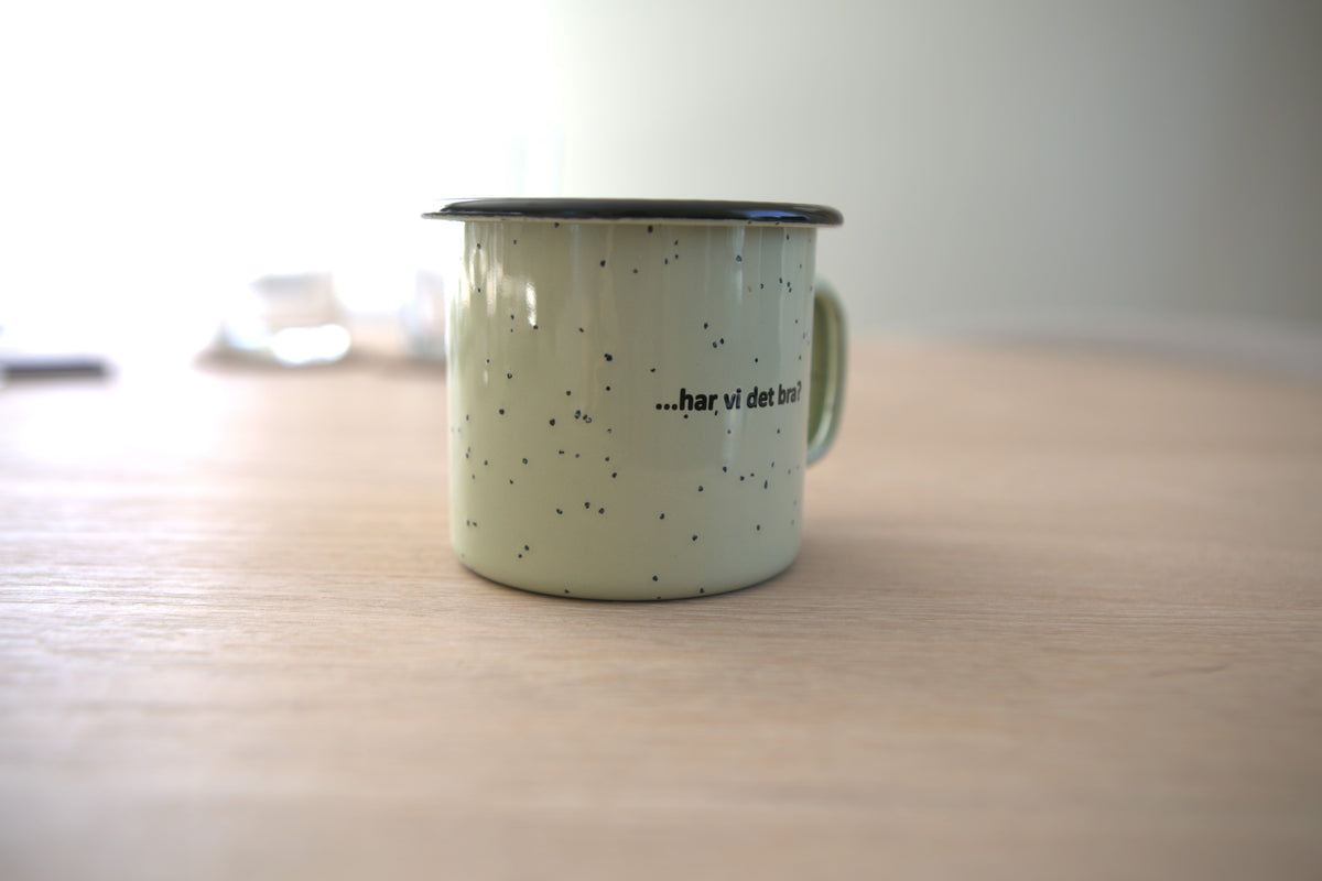 Kaffekopp i emaljert stål